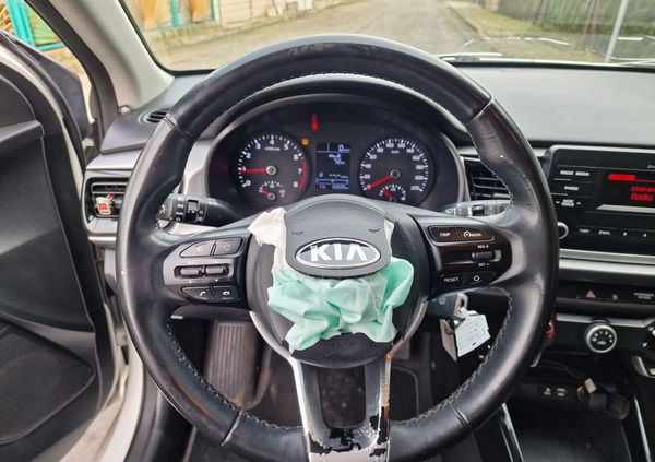 Kia Rio cena 25900 przebieg: 83635, rok produkcji 2018 z Knurów małe 781